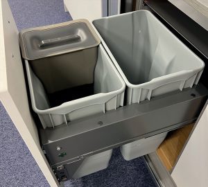 Push to Open Kit & Compost Buckets
